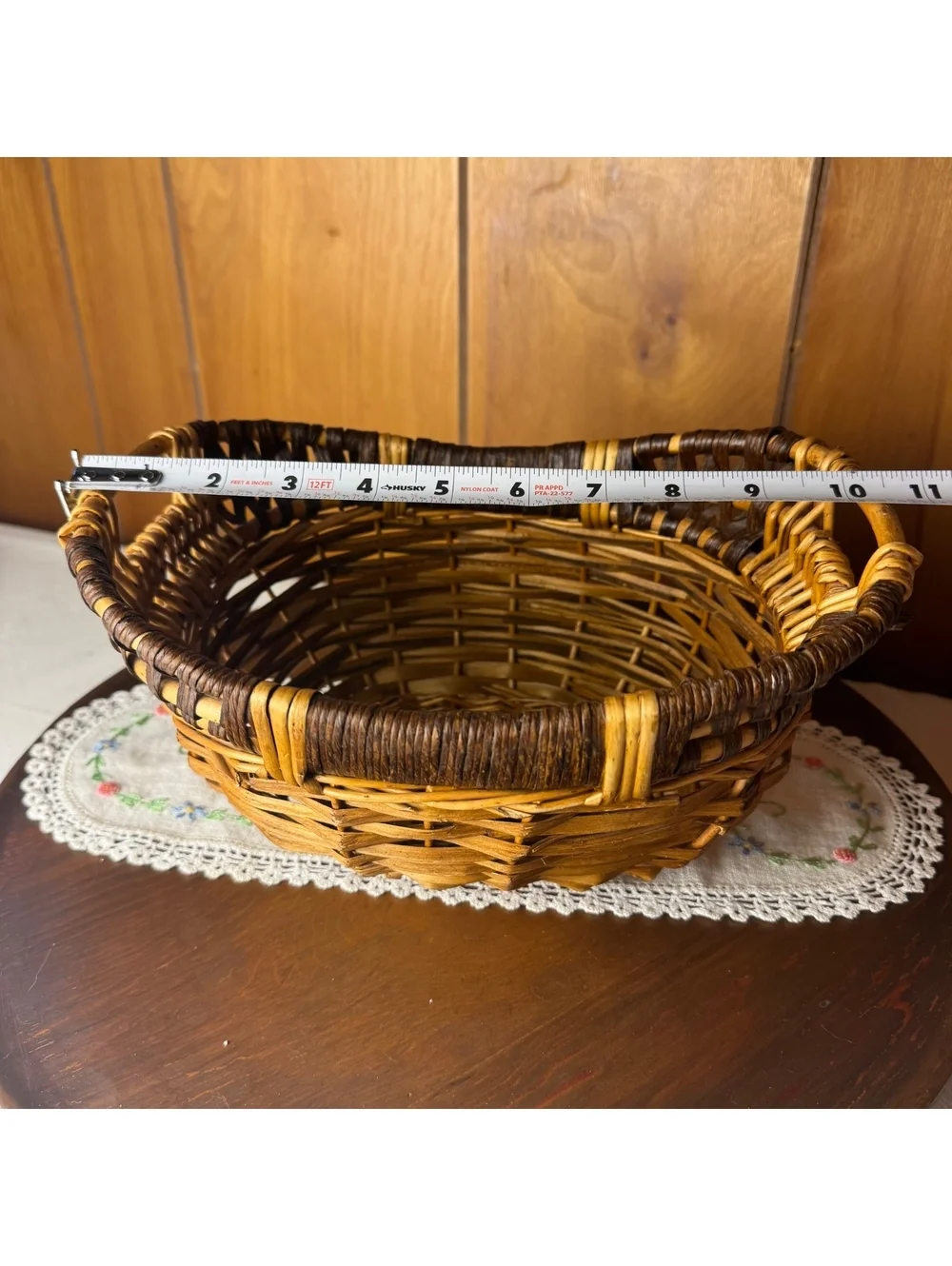 Vintage Two Tone Woven Wicker Basket Rustic Boho Farmhouse Storage Decor 10x8x6